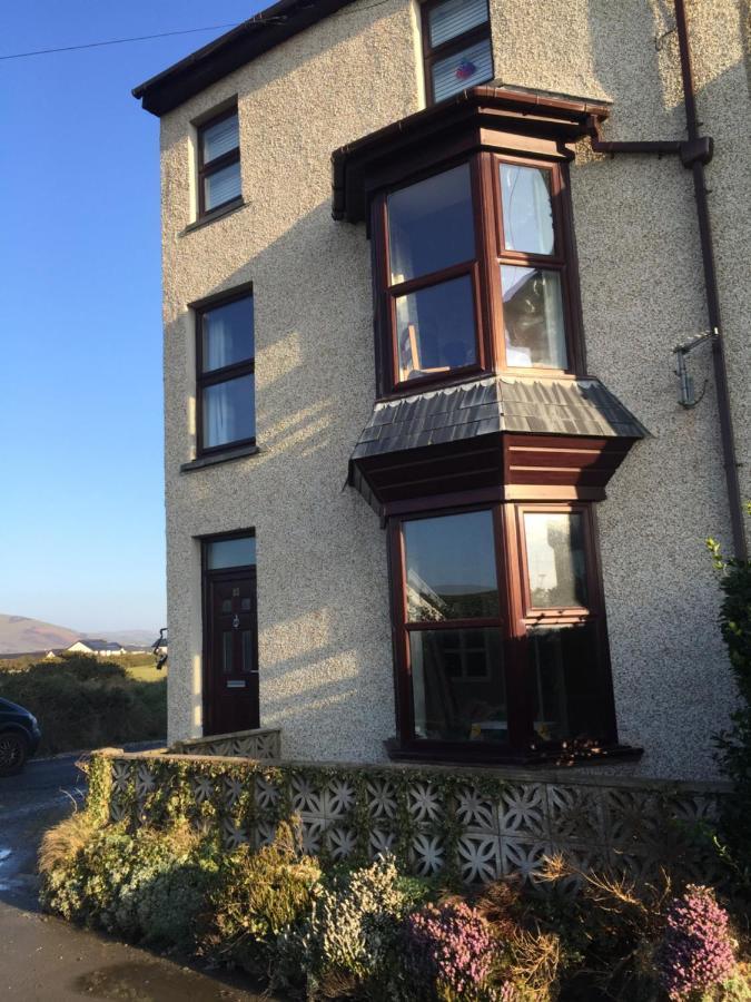First Floor Apartment With Mountain Views Tywyn Luaran gambar